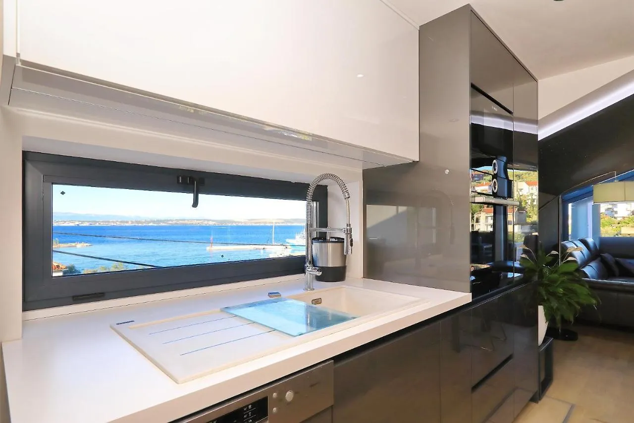 Villa Legacy, By The Beach, Kali Croatia
