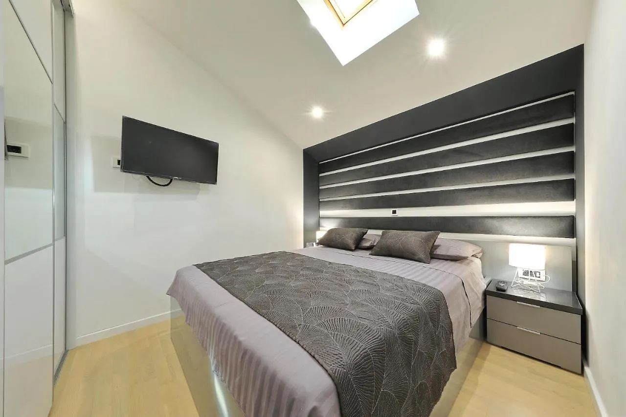 Villa Legacy, By The Beach, Kali Croatia