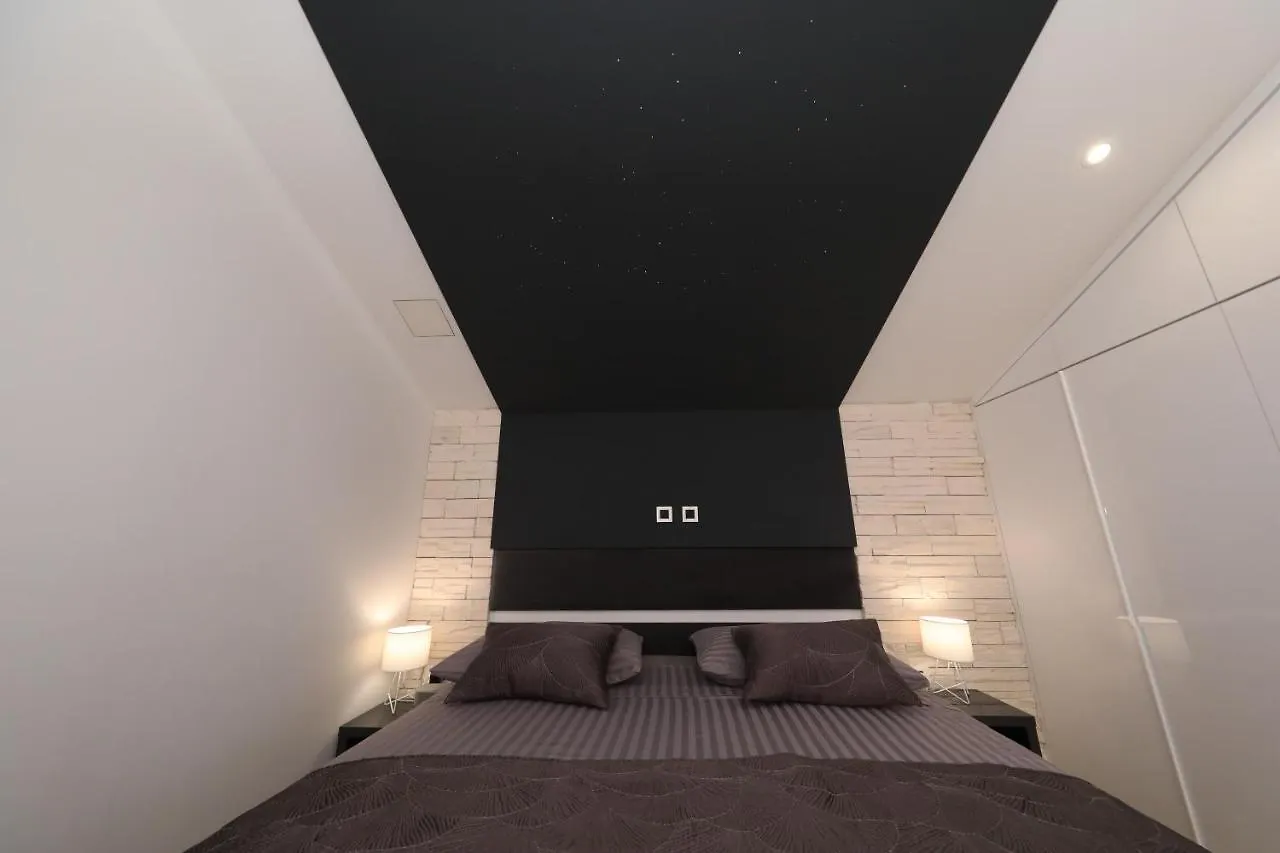 Villa Legacy, By The Beach, Kali Croatia
